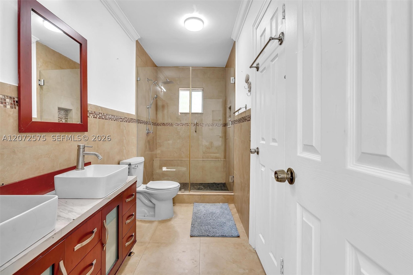 340 W 55th St Property Photo 12