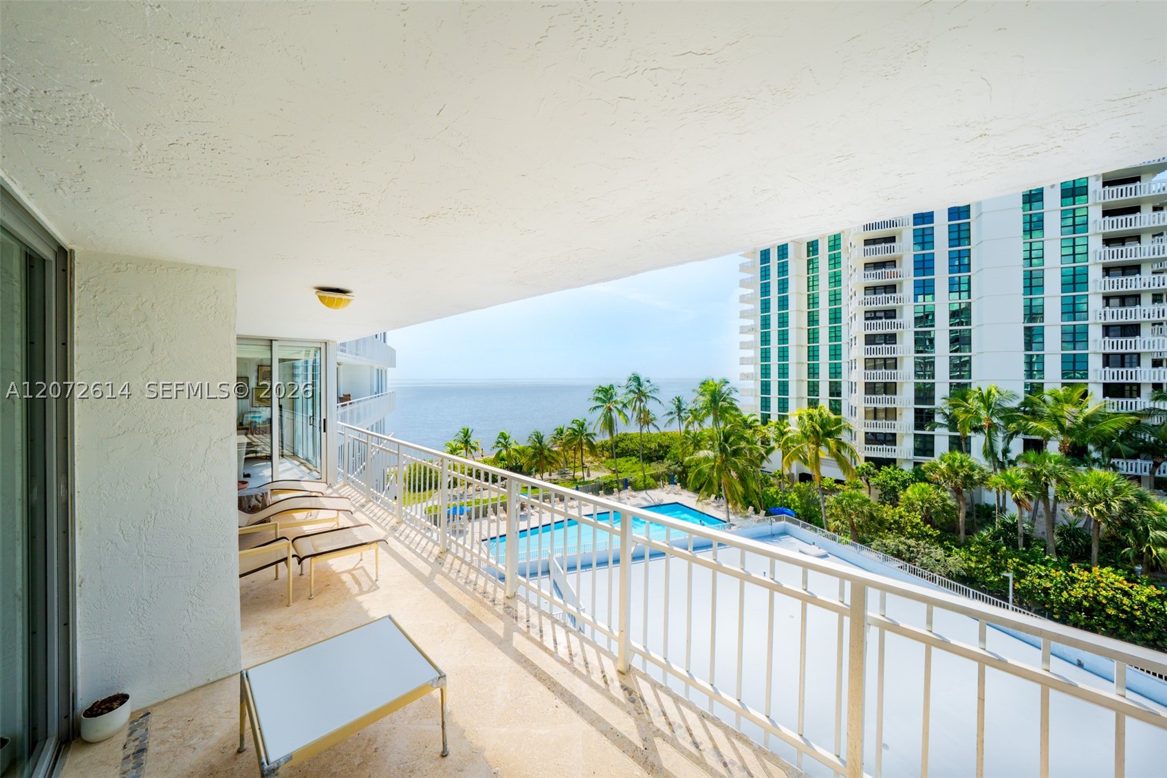 600 Grapetree Dr 6bs Property Photo 12