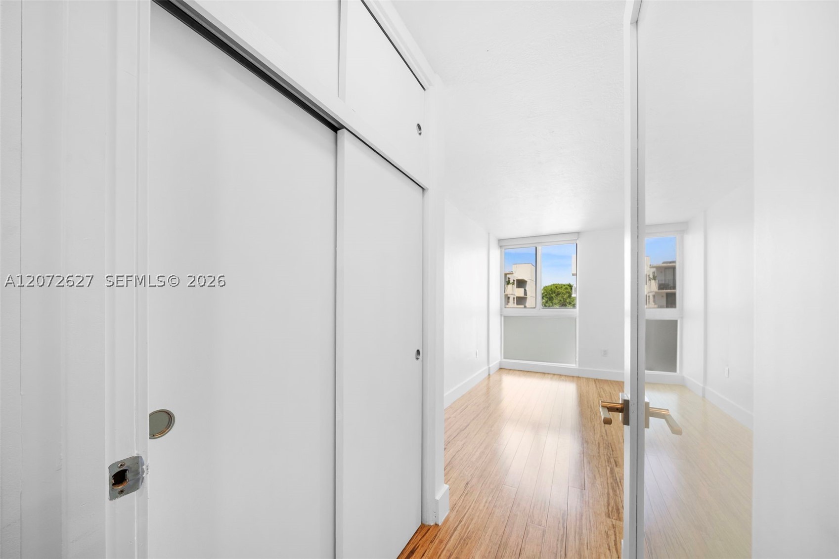 1670 Bay Rd 4b Property Photo 23