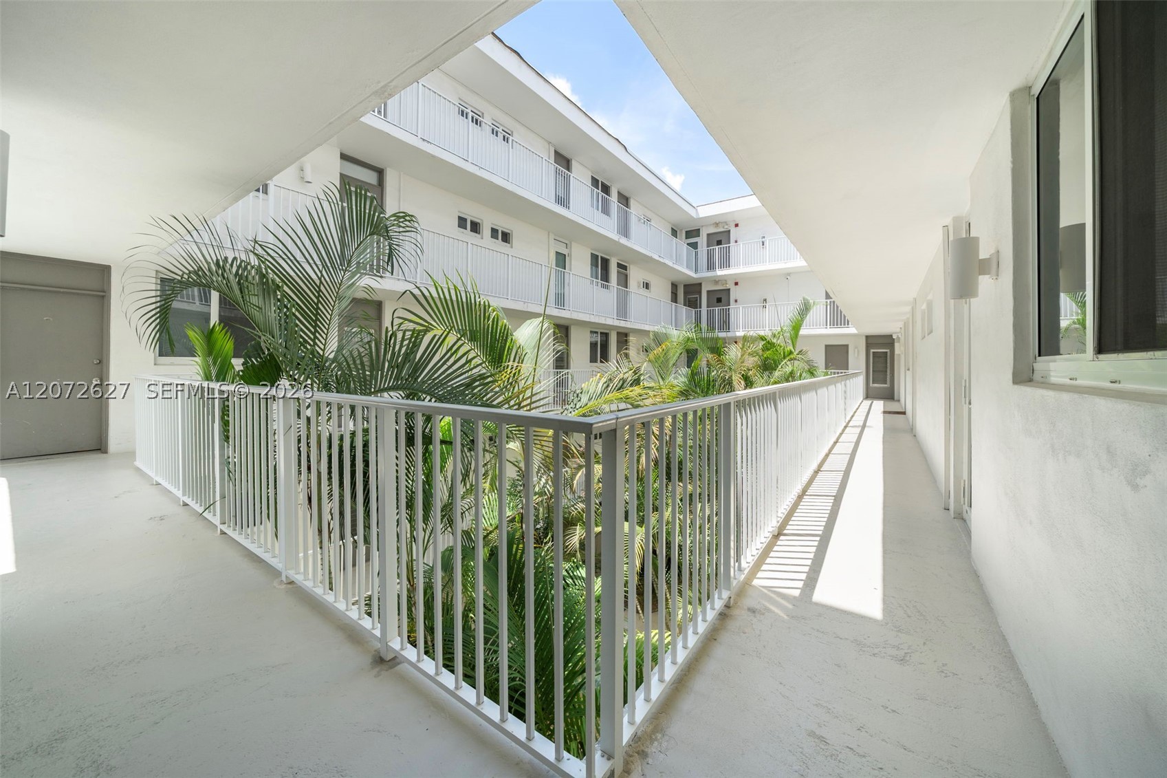 1670 Bay Rd 4b Property Photo 24
