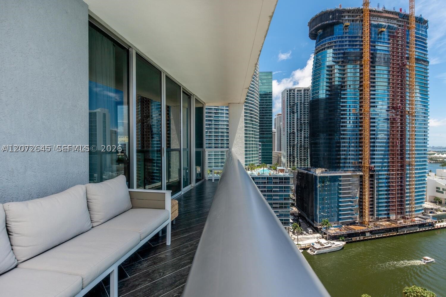 485 Brickell Ave 2302 Property Photo 11