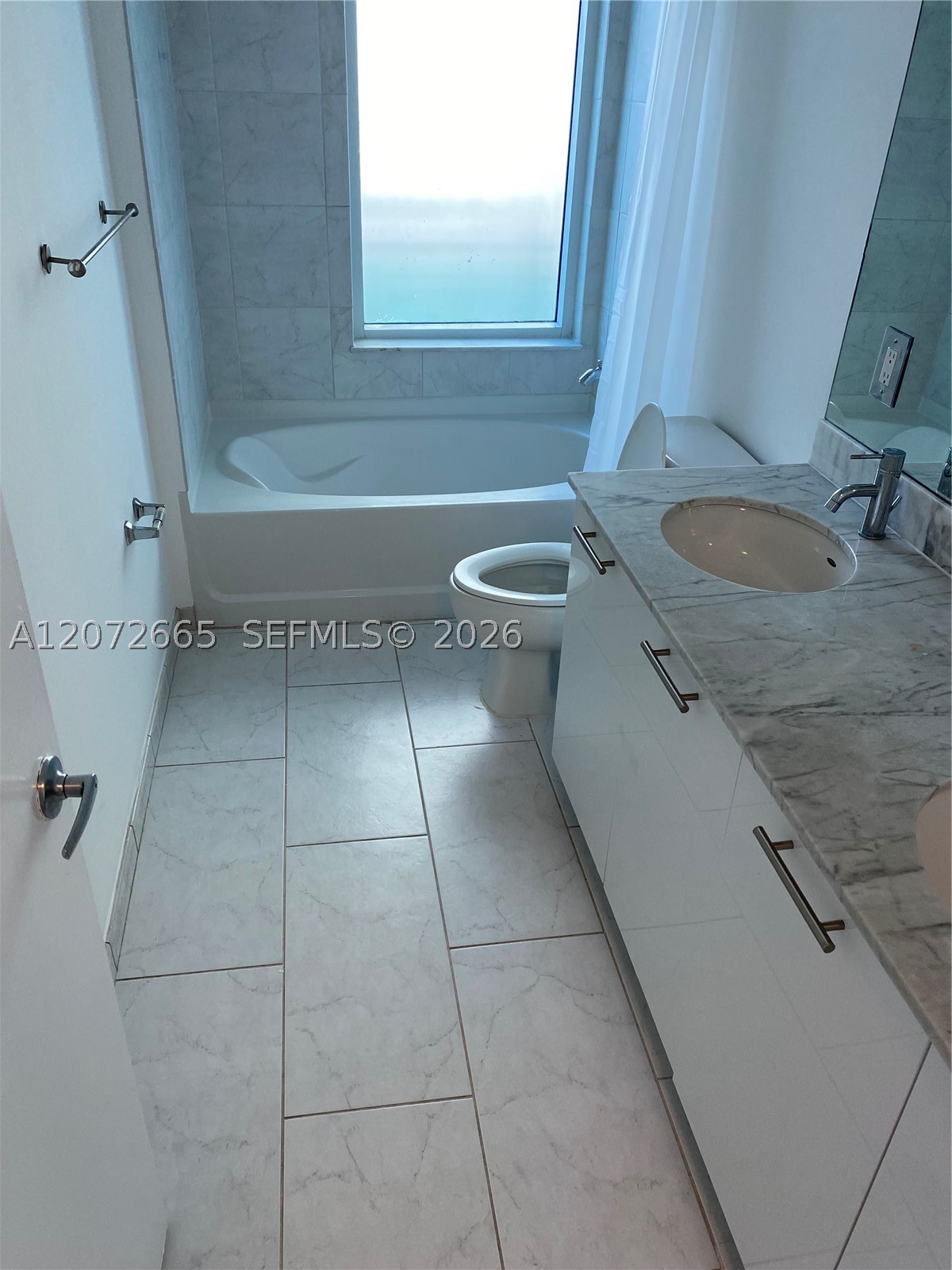 950 Brickell Bay Dr 801 Property Photo 9