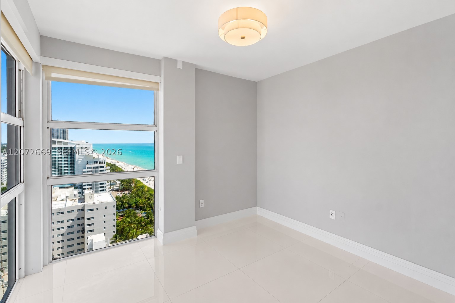 4201 Collins Ave 2202 Property Photo 45