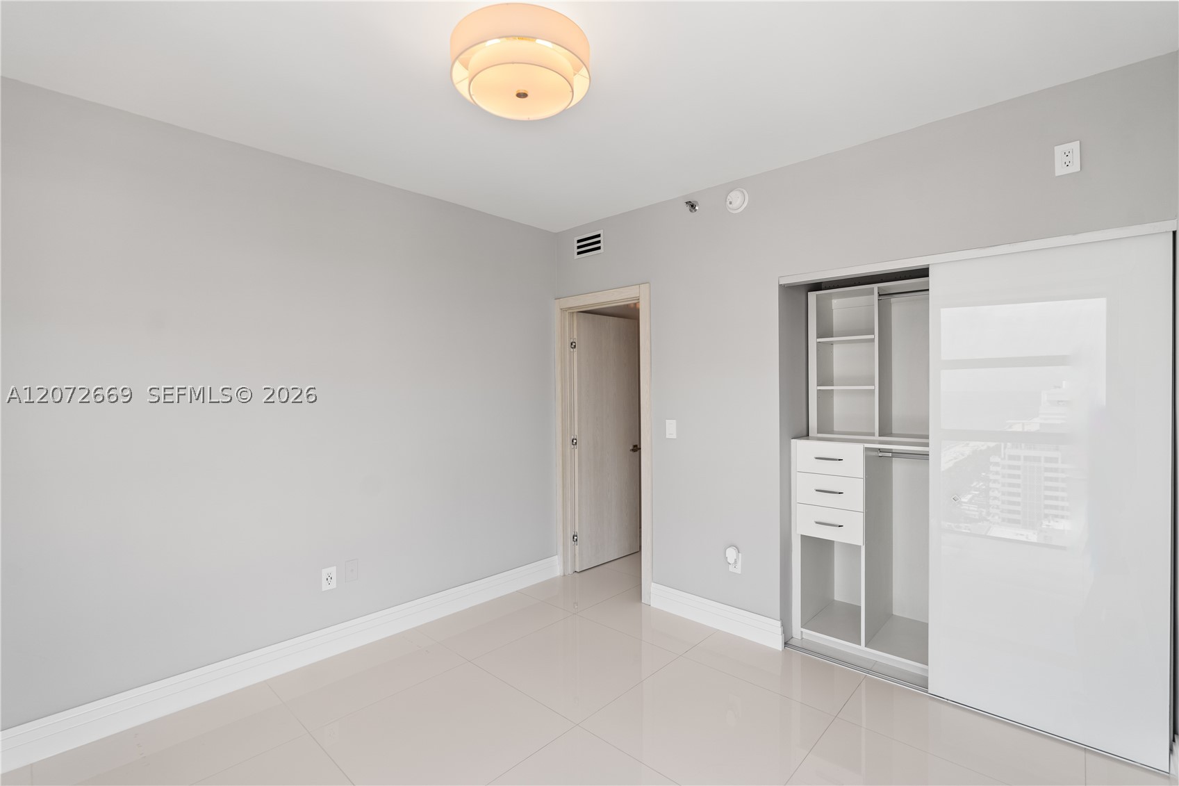 4201 Collins Ave 2202 Property Photo 46