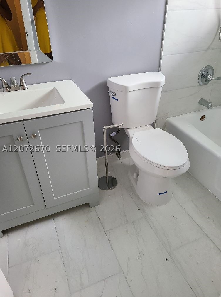 537 Sw 2nd Pl 1-3 Property Photo 13