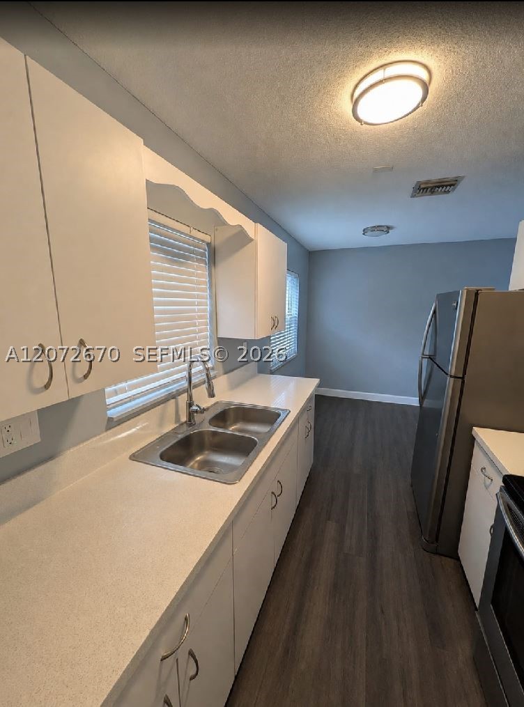 537 Sw 2nd Pl 1-3 Property Photo 19