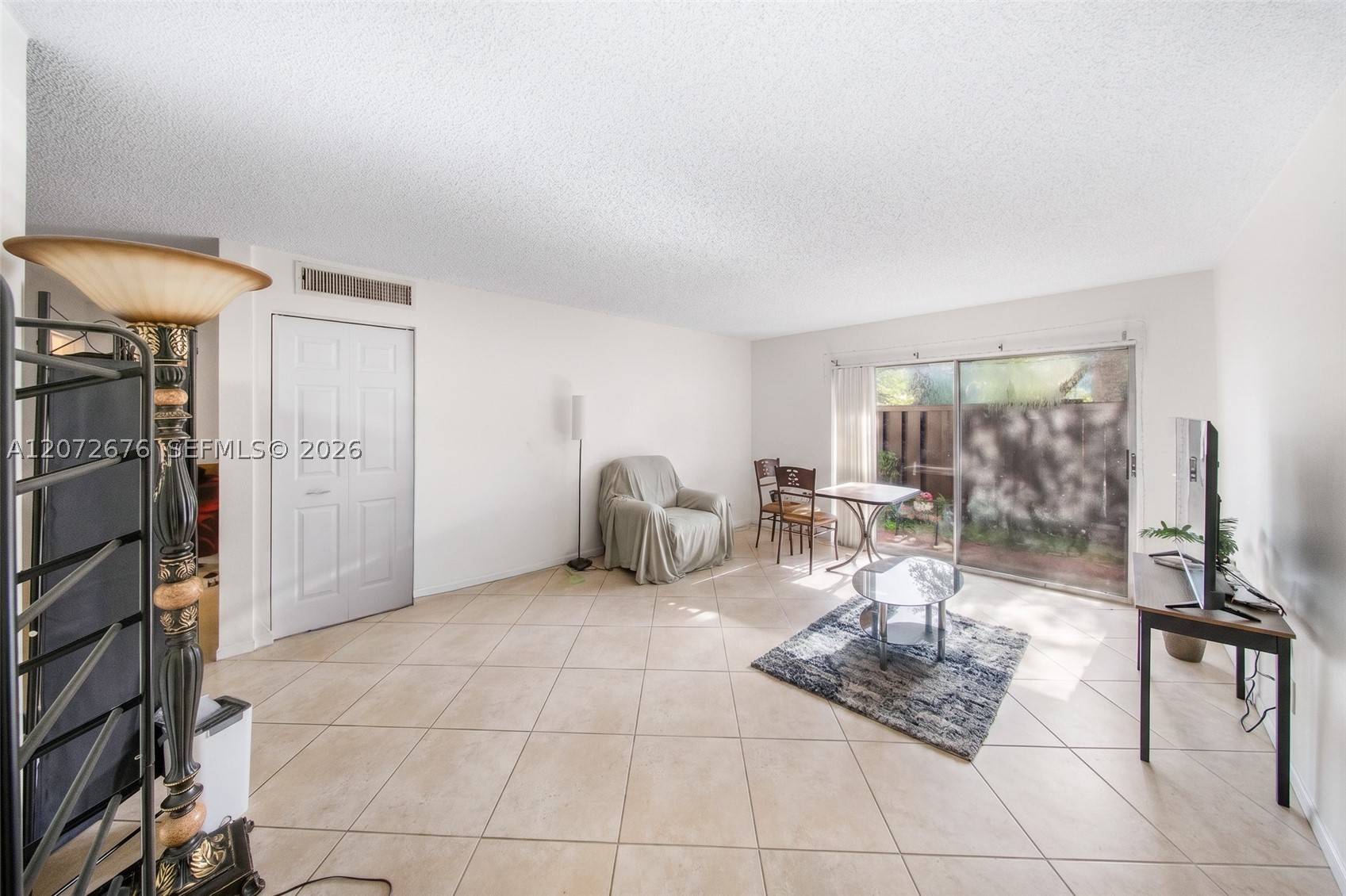 10826 N Kendall Dr T13 Property Photo 3