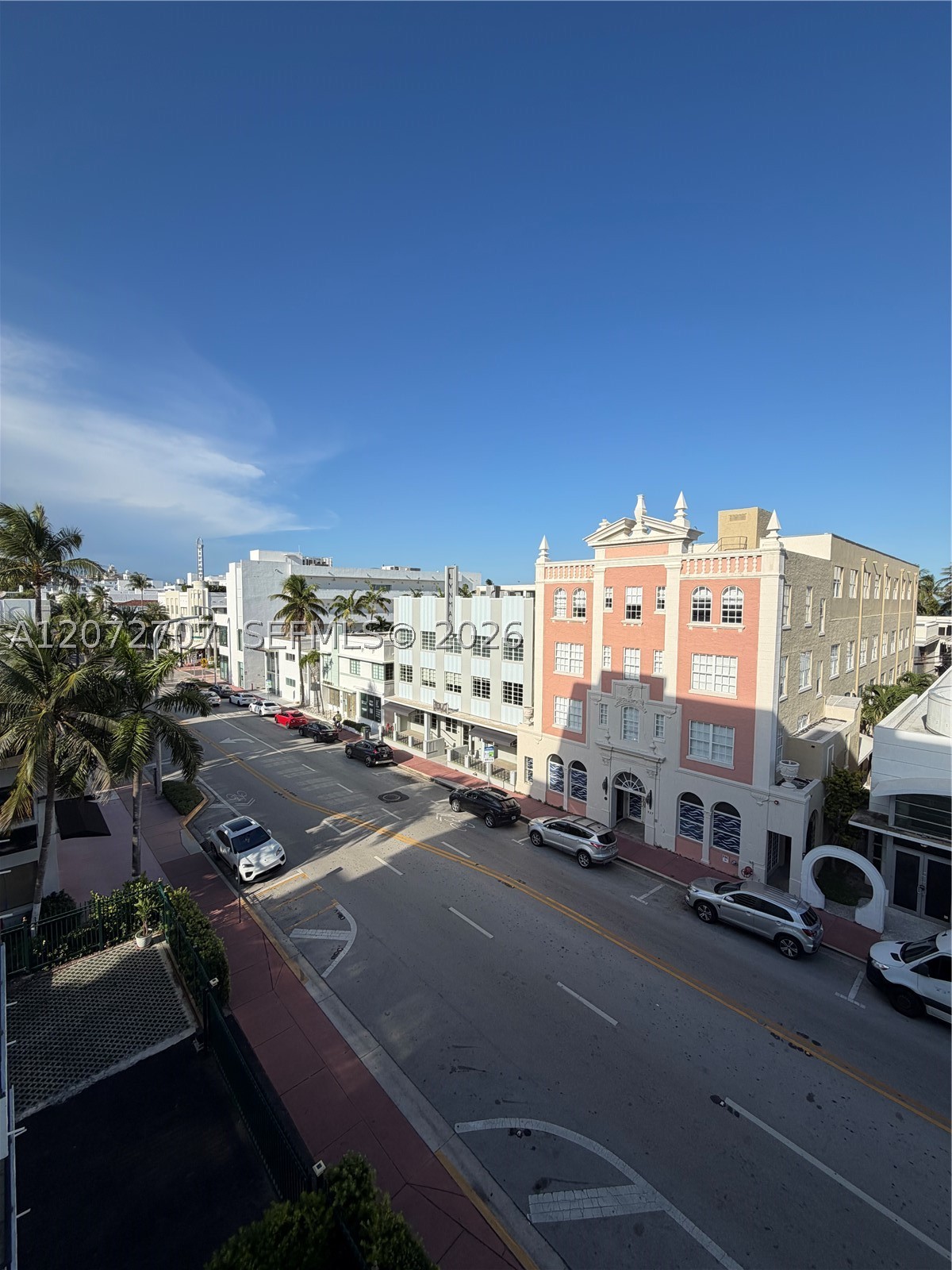 720 Collins Ave 502 Property Photo 8