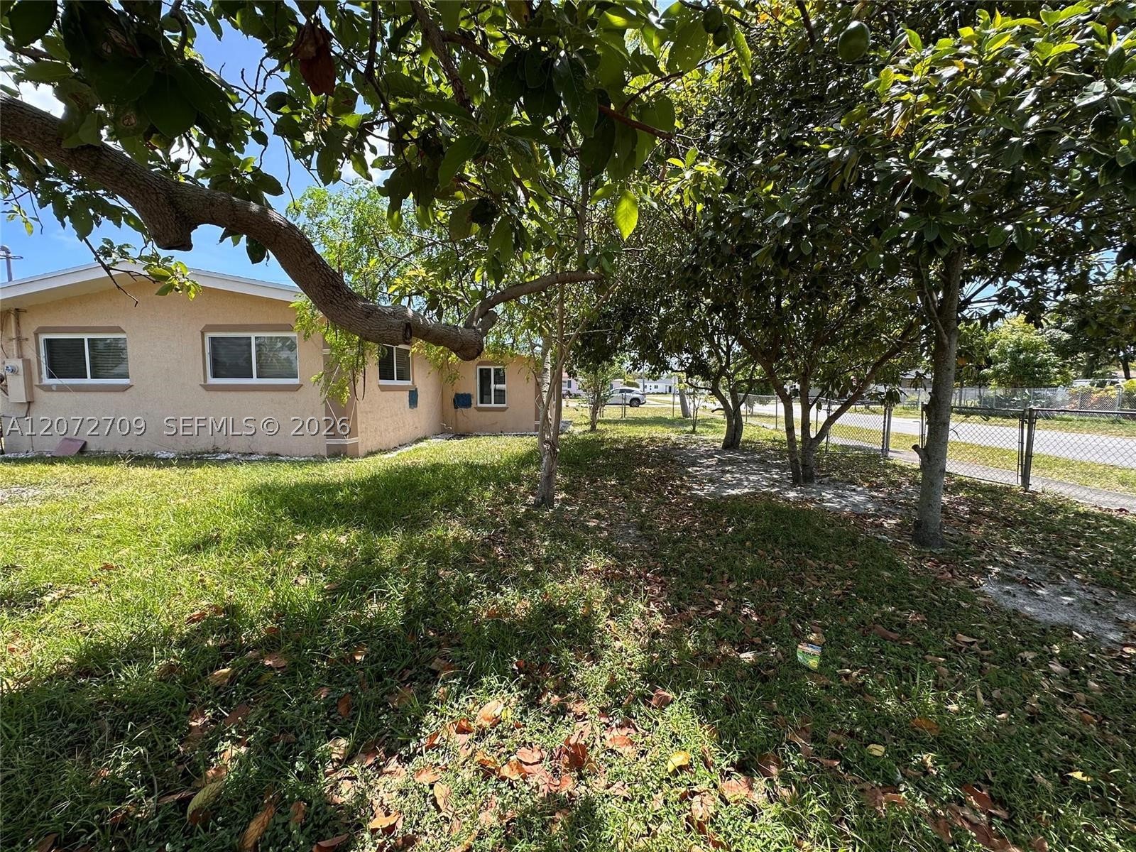 17150 Ne 4th Pl Property Photo 3