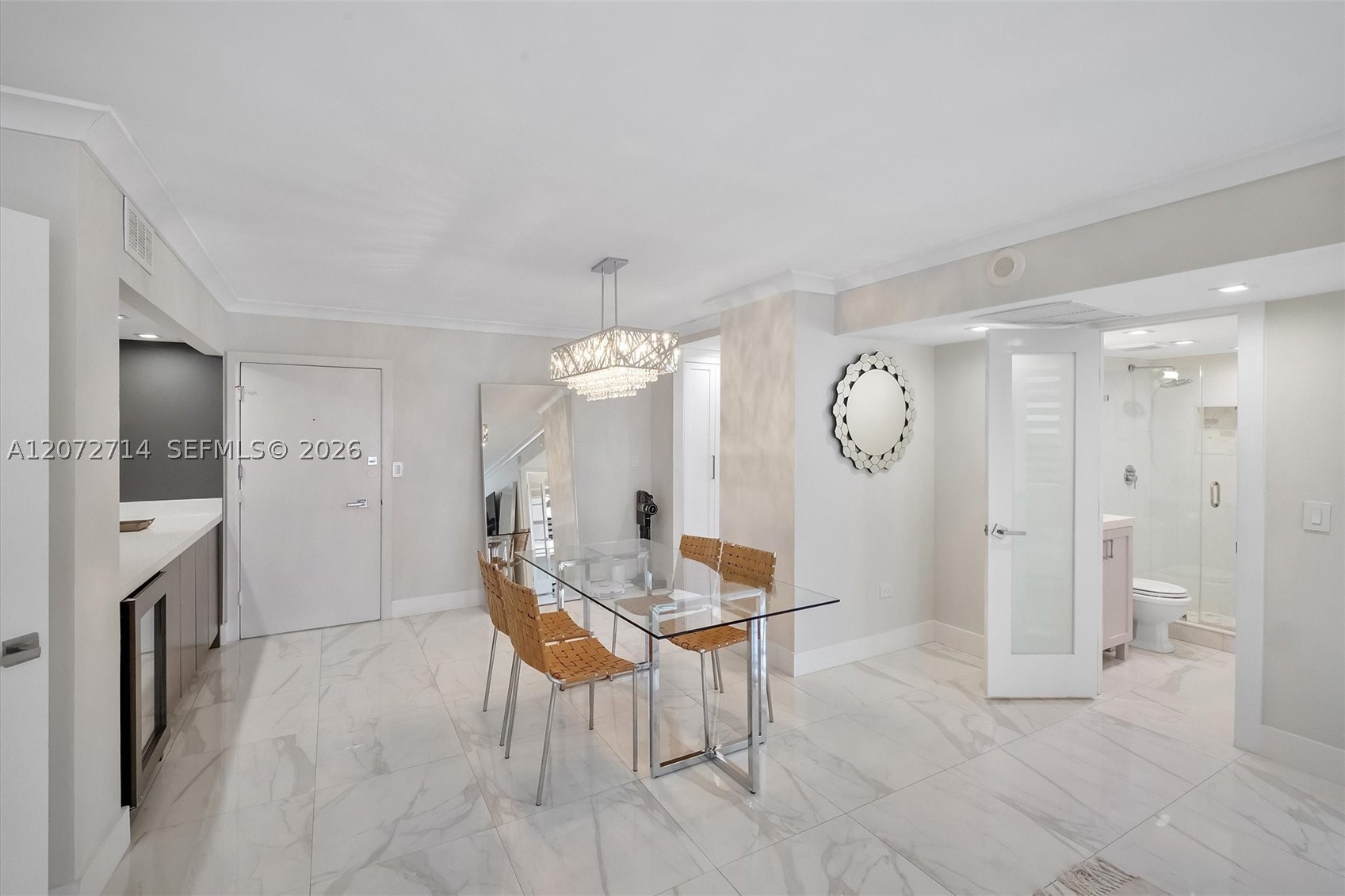 5555 Collins Ave 16b Property Photo 3
