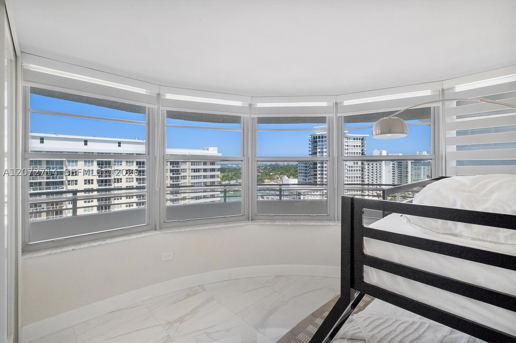 5555 Collins Ave 16b Property Photo 10