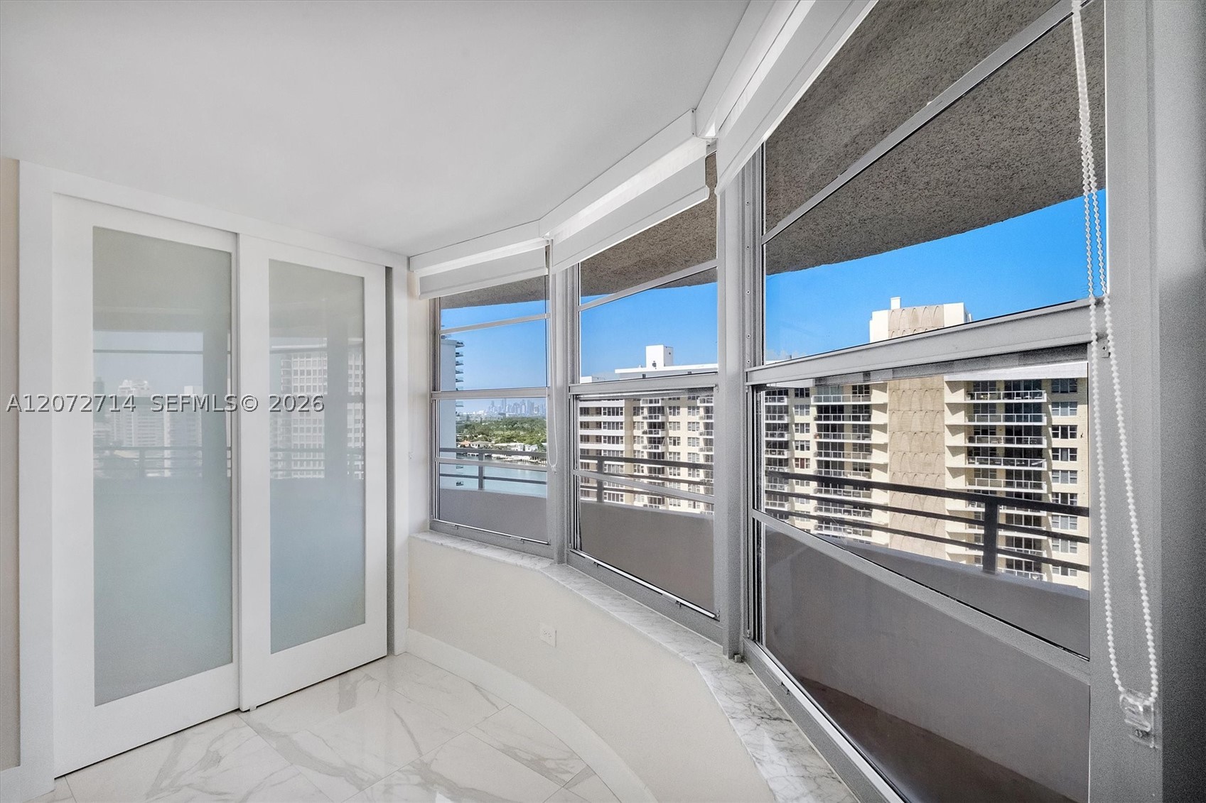 5555 Collins Ave 16b Property Photo 12