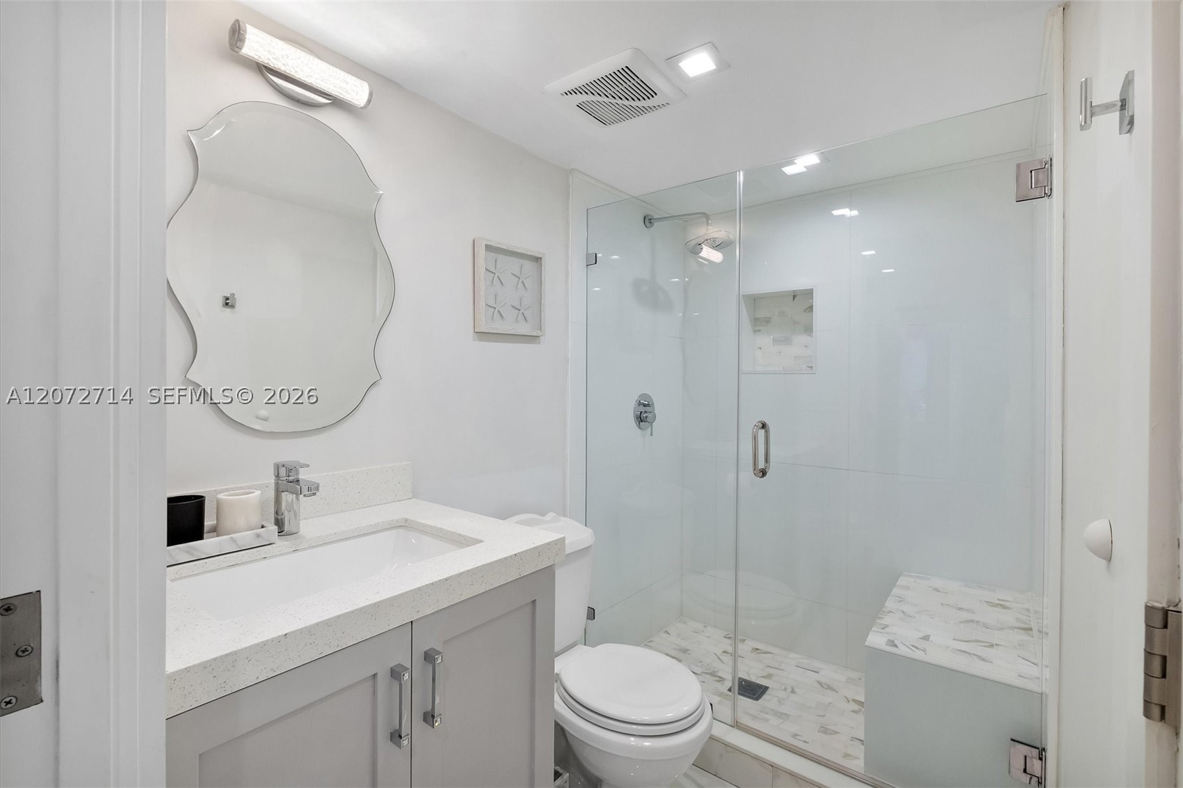 5555 Collins Ave 16b Property Photo 15