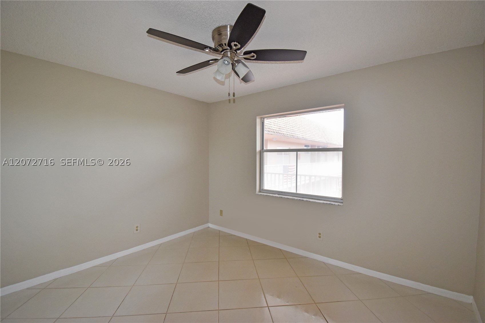 10414 Nw 24th Pl 405 Property Photo 6
