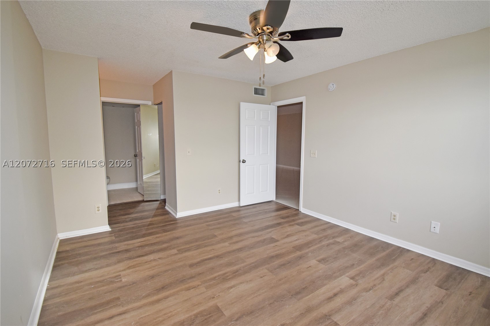 10414 Nw 24th Pl 405 Property Photo 16