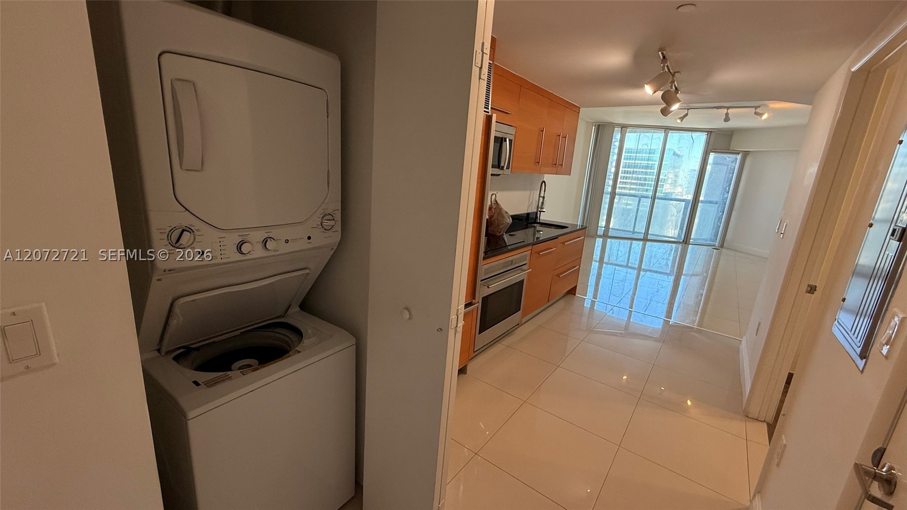 475 Brickell Ave 4408 Property Photo 11