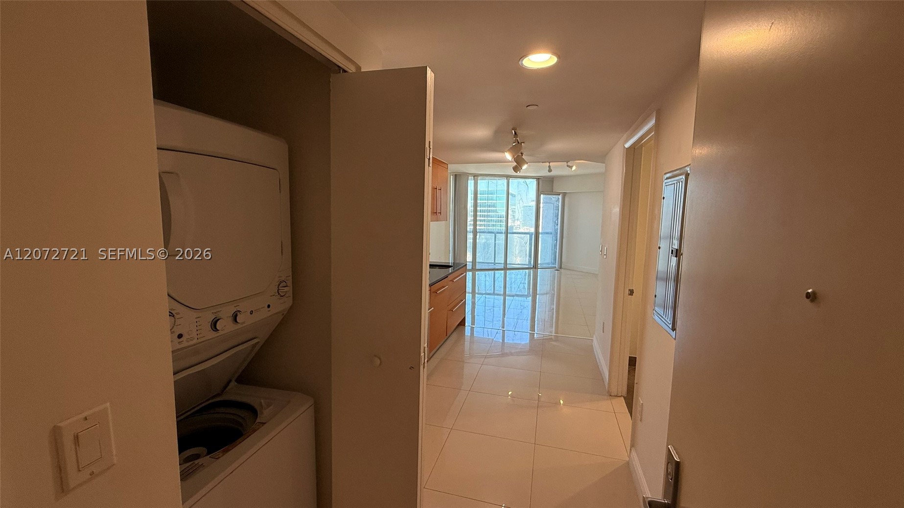 475 Brickell Ave 4408 Property Photo 12