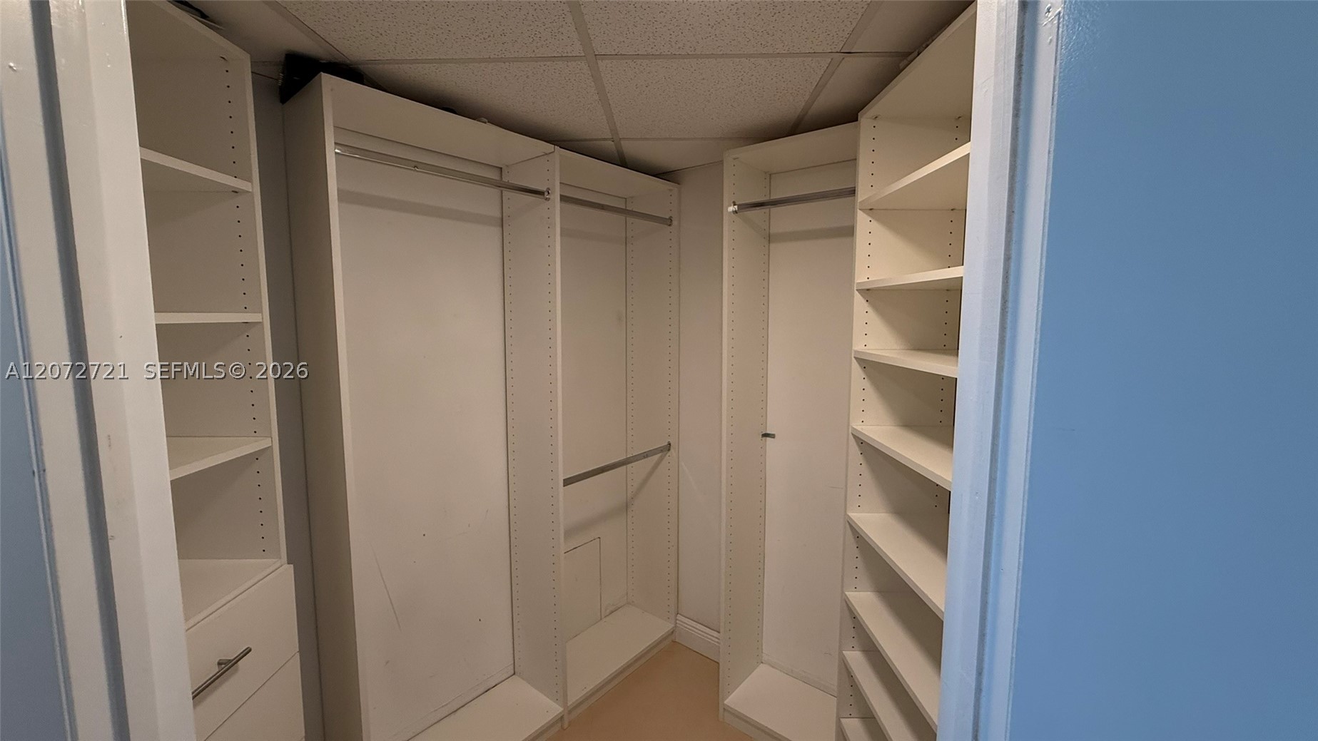 475 Brickell Ave 4408 Property Photo 15