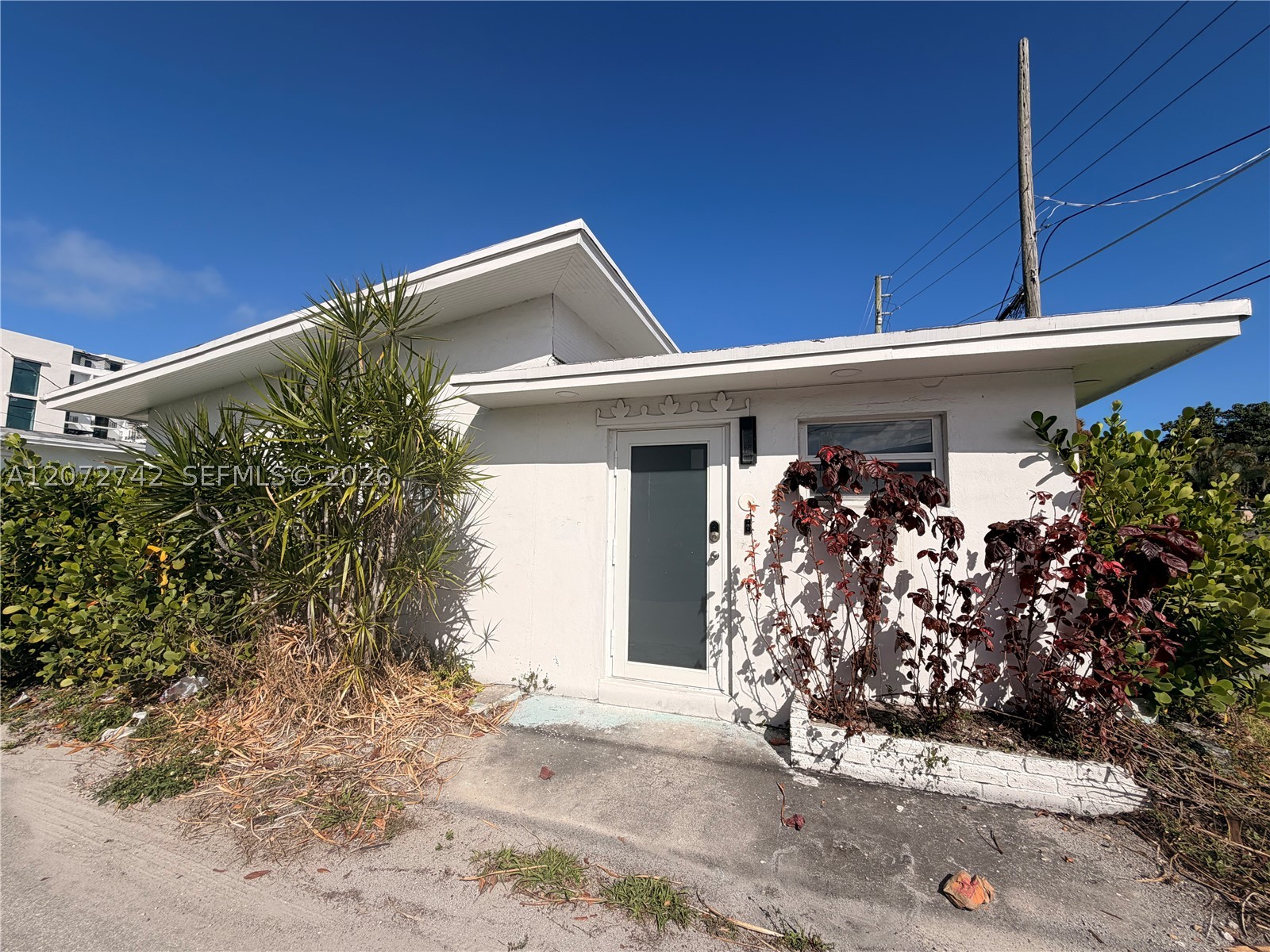 2036 Jackson St 2 Property Photo 1