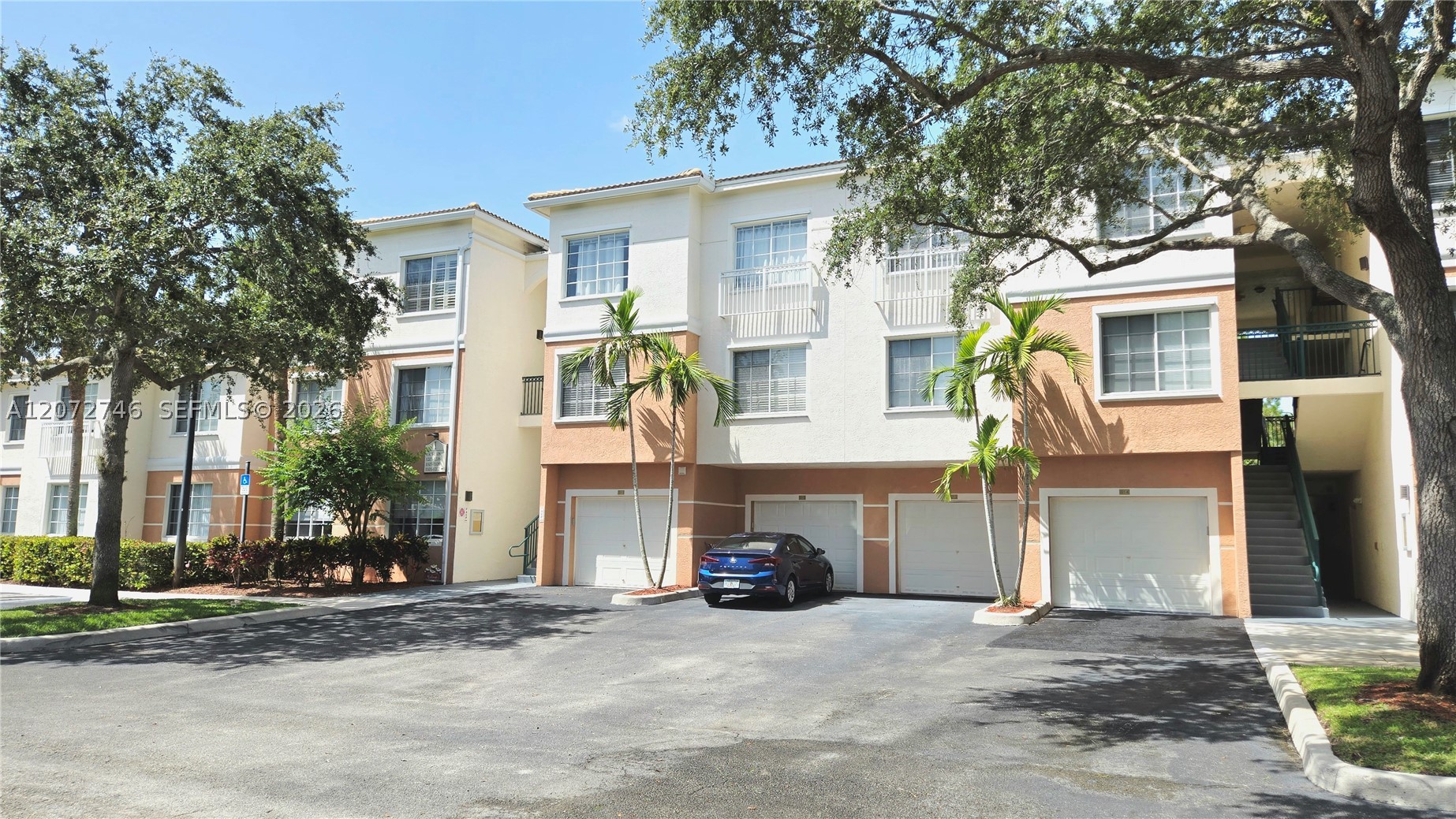 1307 E Myrtlewood Cir E 1307 Property Photo 1