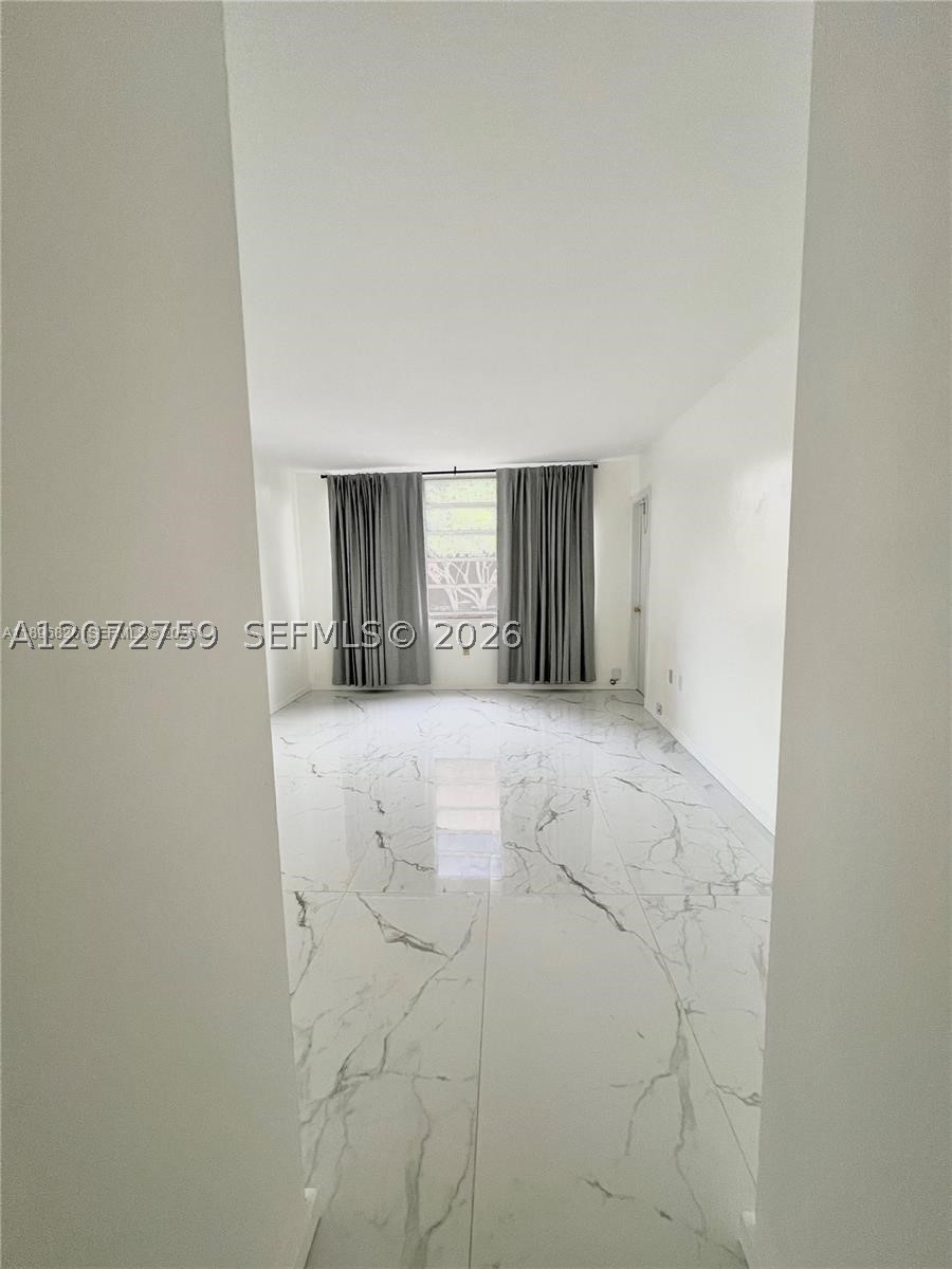 1710 Ne 191st St 307-3 Property Photo 11