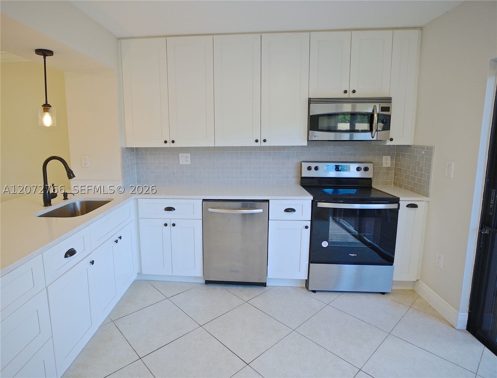 10196 Sw 77th Ct 10196 Property Photo 3
