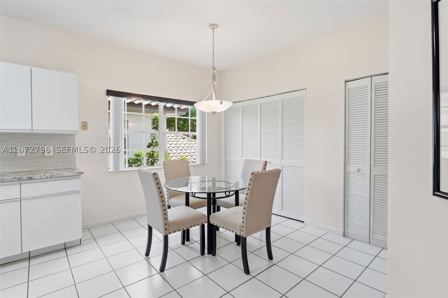 11594 Briarwood Cir 4 Property Photo 16