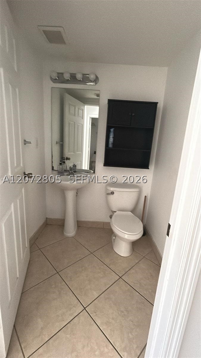 937 Sw 143rd Ave 1605 Property Photo 6