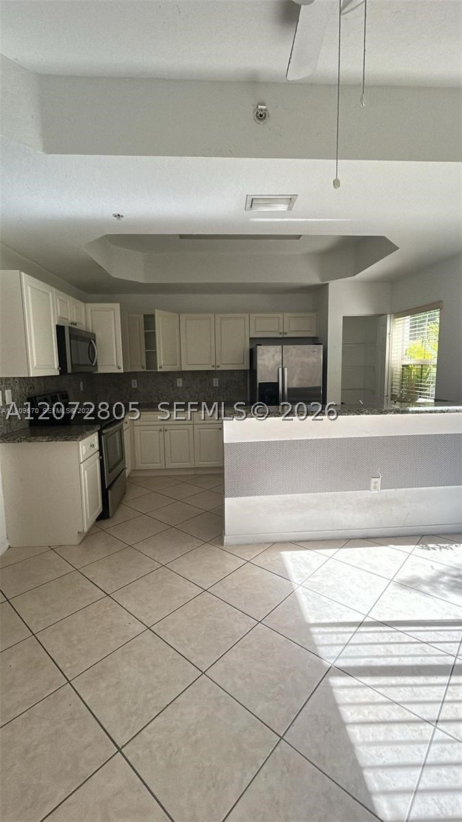 937 Sw 143rd Ave 1605 Property Photo 8