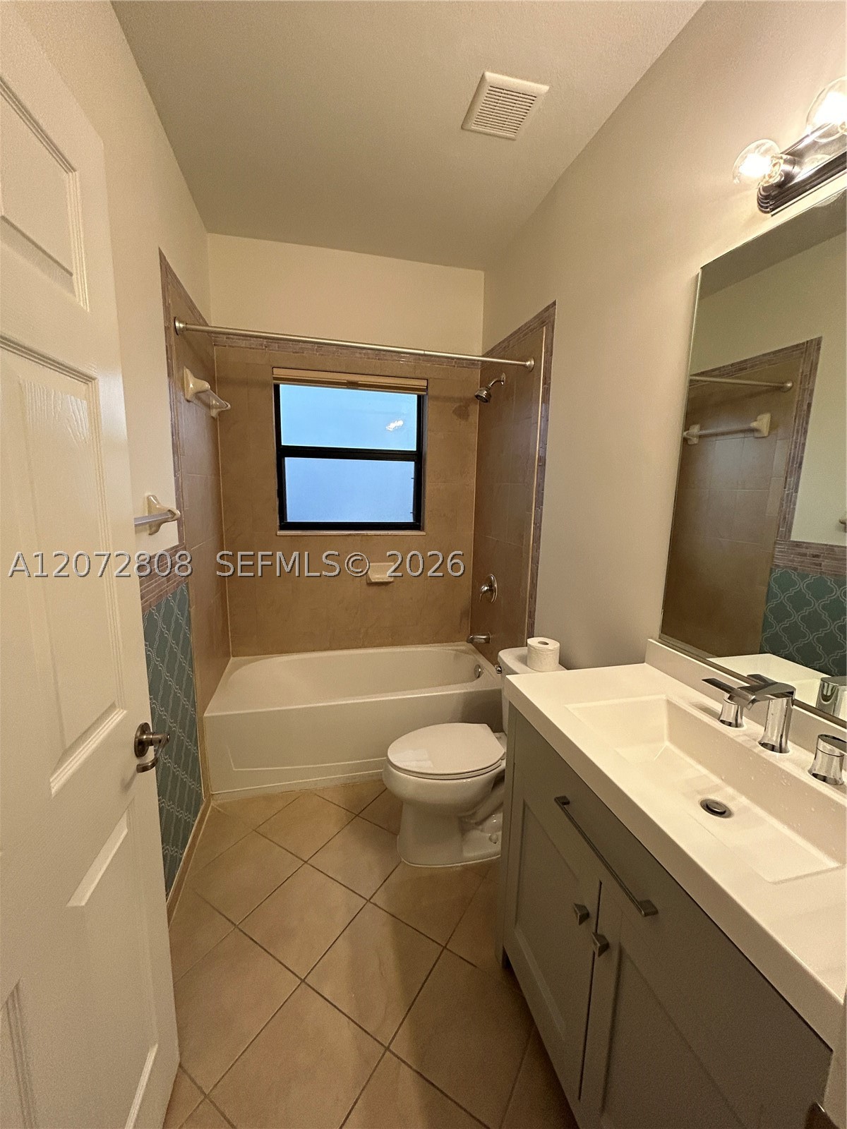 A12072808 Property Photo 1