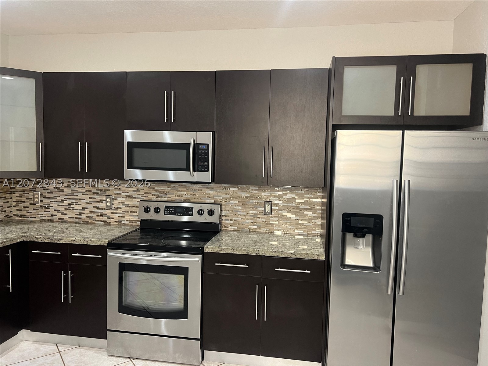 2445 Pasadena Way Property Photo 3