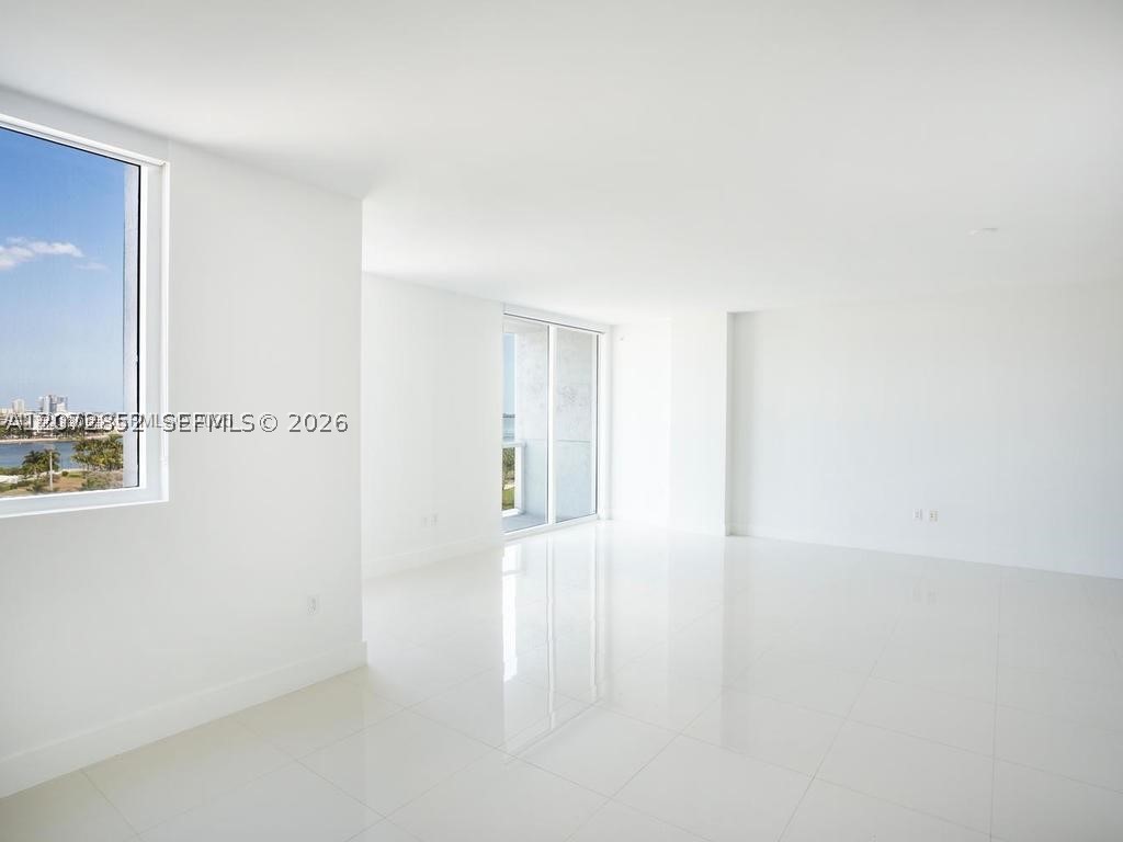 244 Biscayne Blvd 1202 Property Photo 1