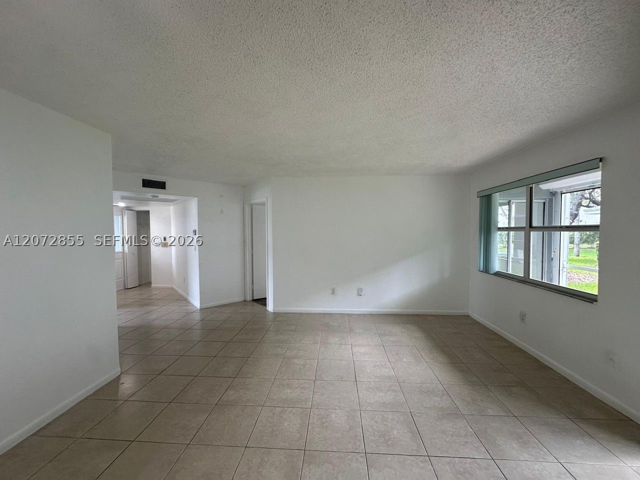 2003 Se 27th Dr 102-a Property Photo 5