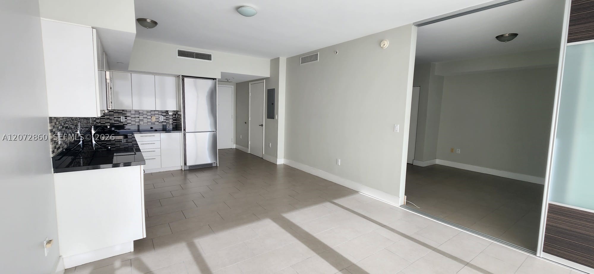 92 SW 3rd St 4308 Property Photo 1