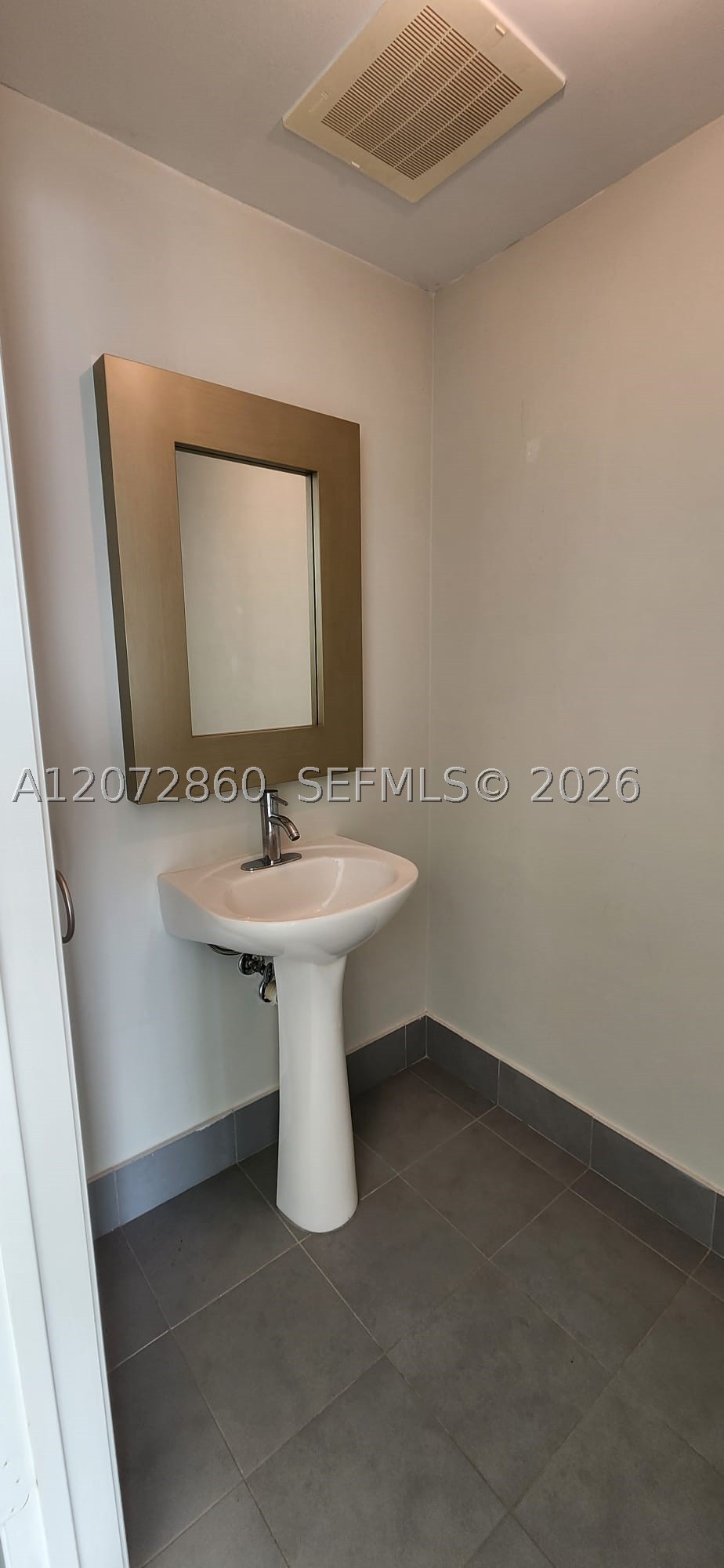 92 Sw 3rd St 4308 Property Photo 6