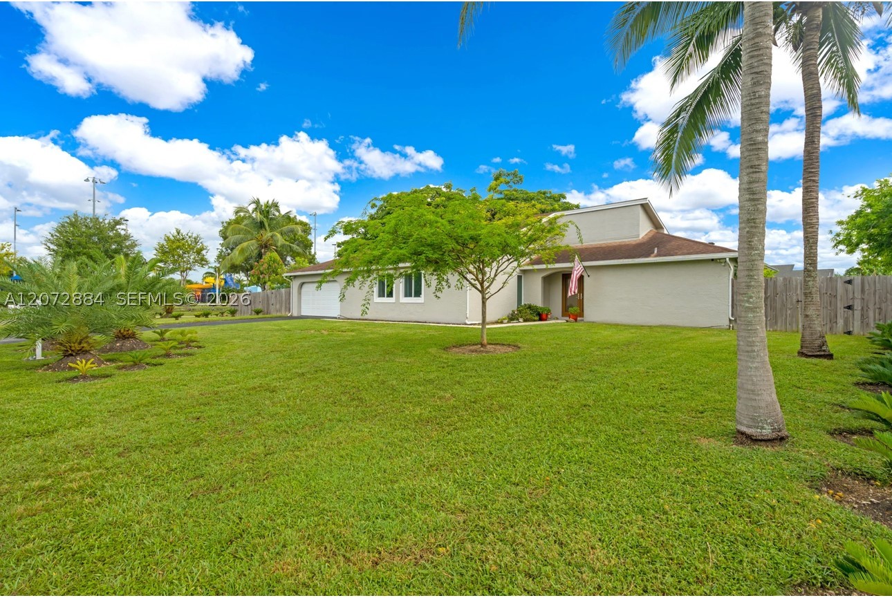 16255 Sw 281st St Property Photo 5