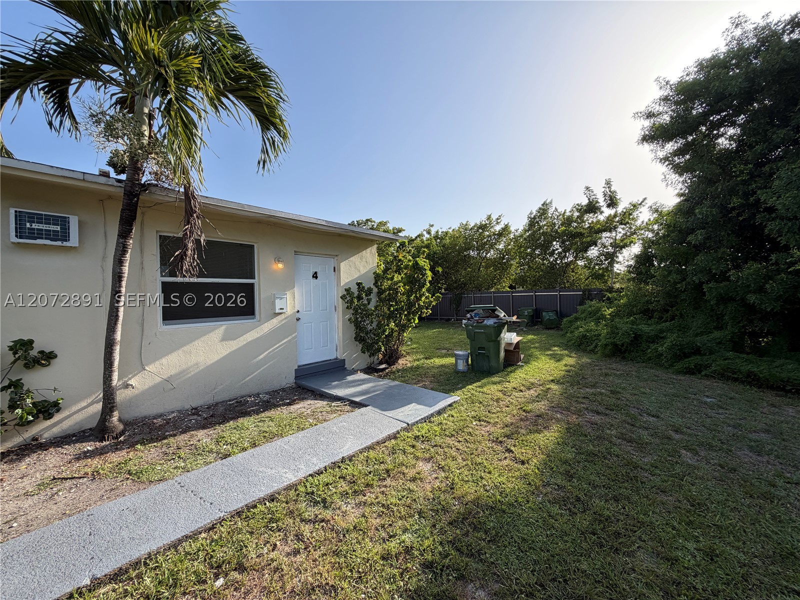 305 NW 1st Ave 4 Property Photo 1