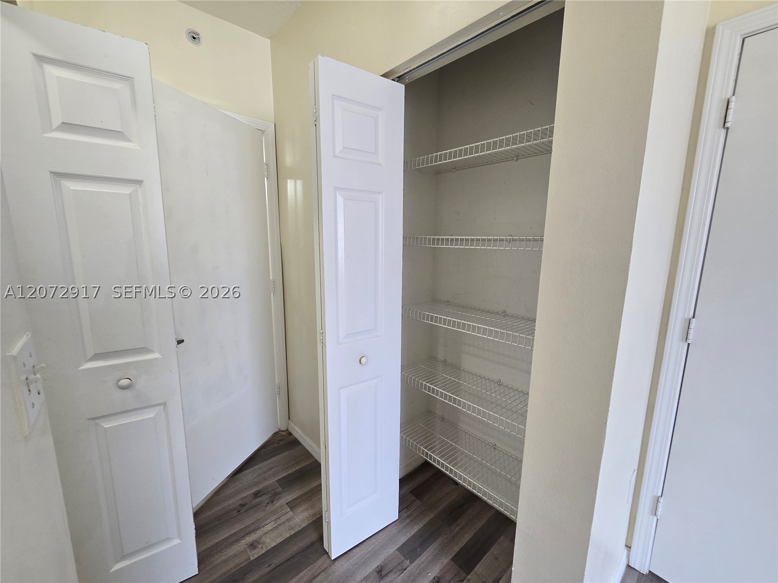 11060 Sw 196th St 413 Property Photo 10