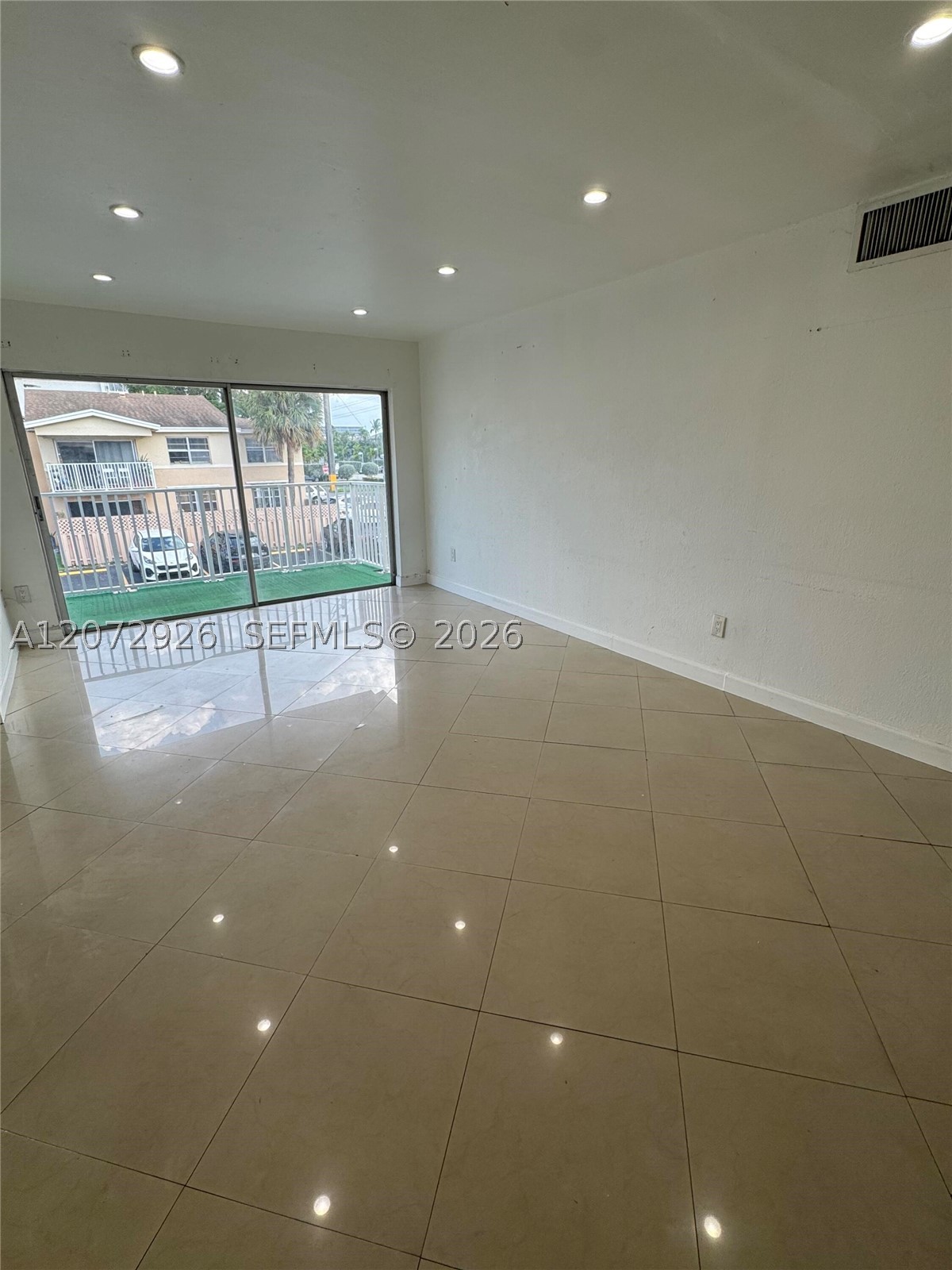 4530 Nw 79th Ave 2d Property Photo 1
