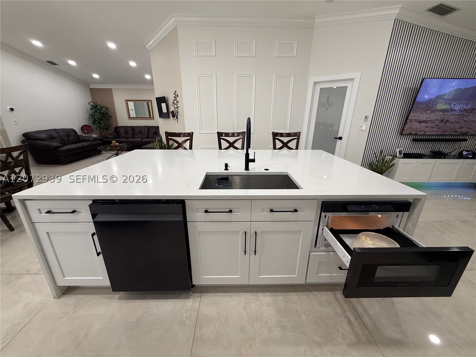 6711 Spring Garden Run Property Photo 12