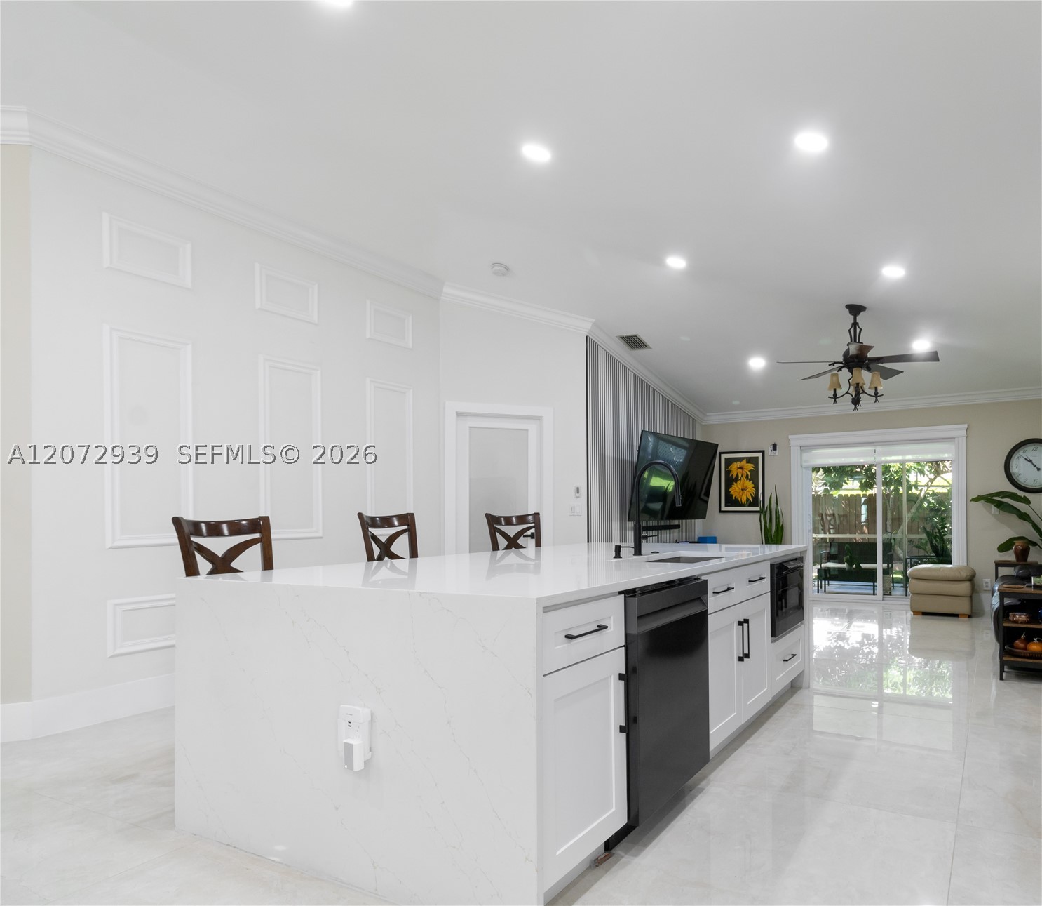 6711 Spring Garden Run Property Photo 13