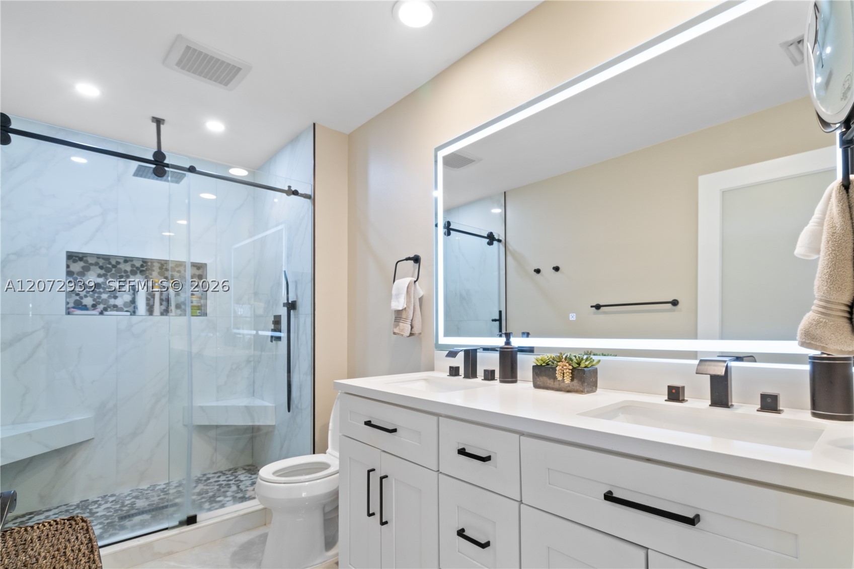 6711 Spring Garden Run Property Photo 19