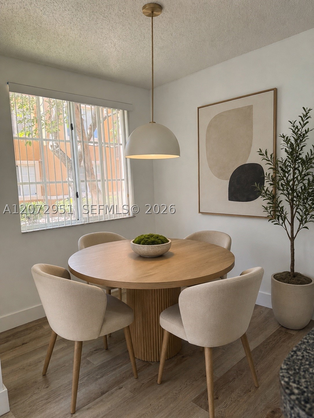 8010 N Nob Hill Rd 108 Property Photo 4