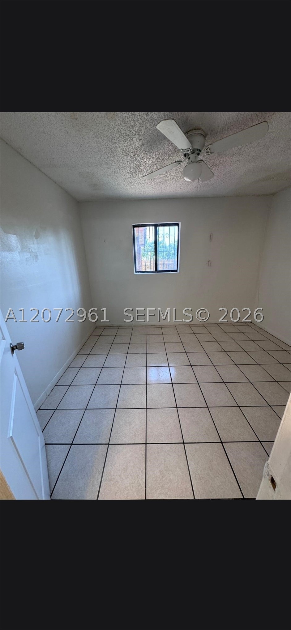 A12072961 Property Photo 7