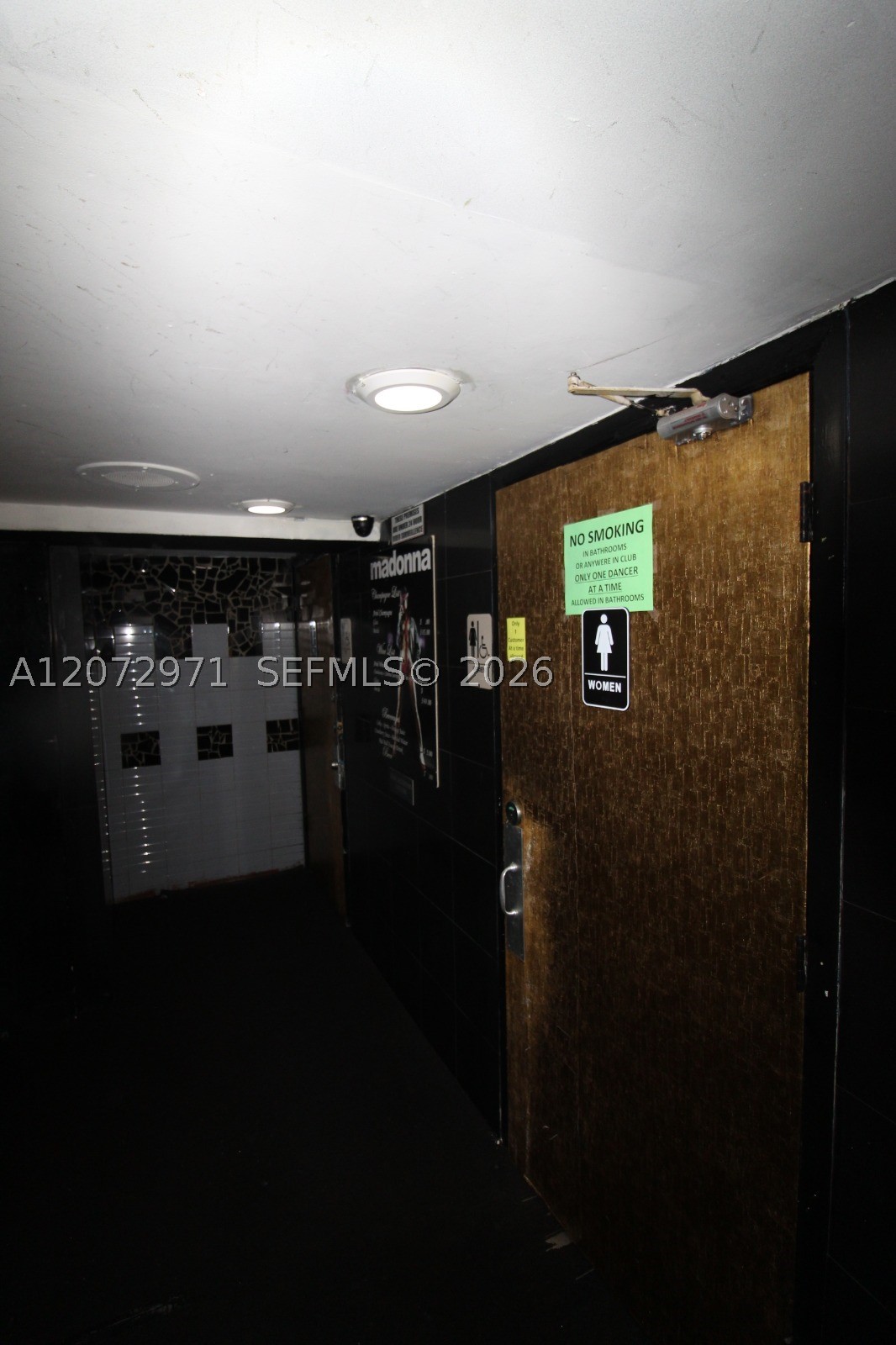 1527 Washington Ave Property Photo 10