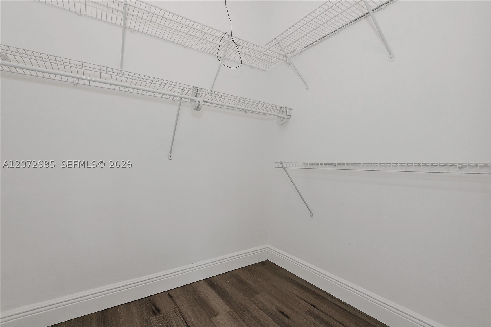 3390 Ne 10th St 201 Property Photo 15