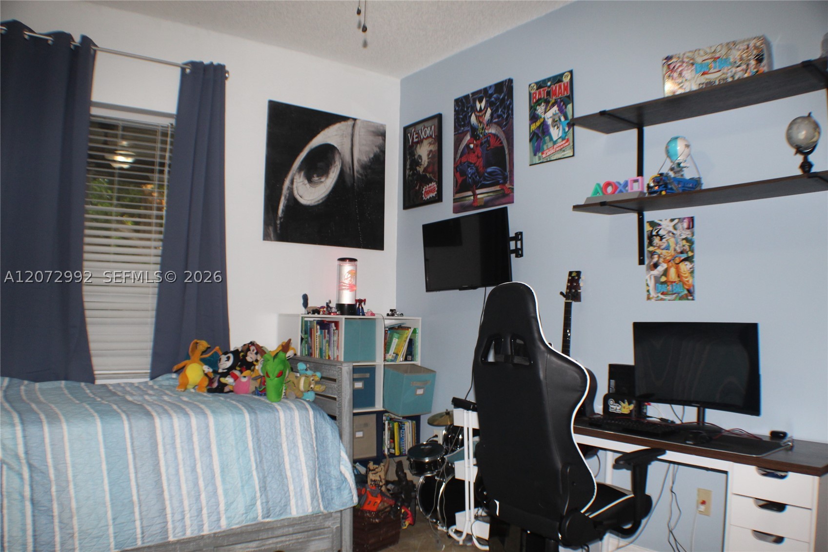 A12072992 Property Photo 4