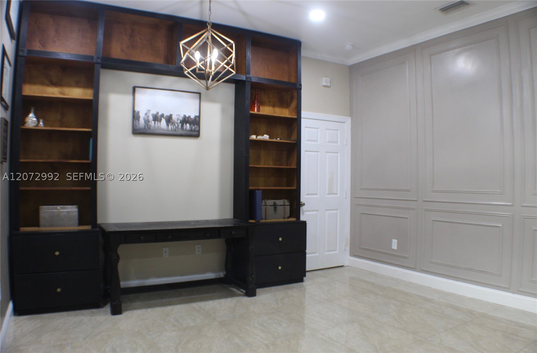 A12072992 Property Photo 13