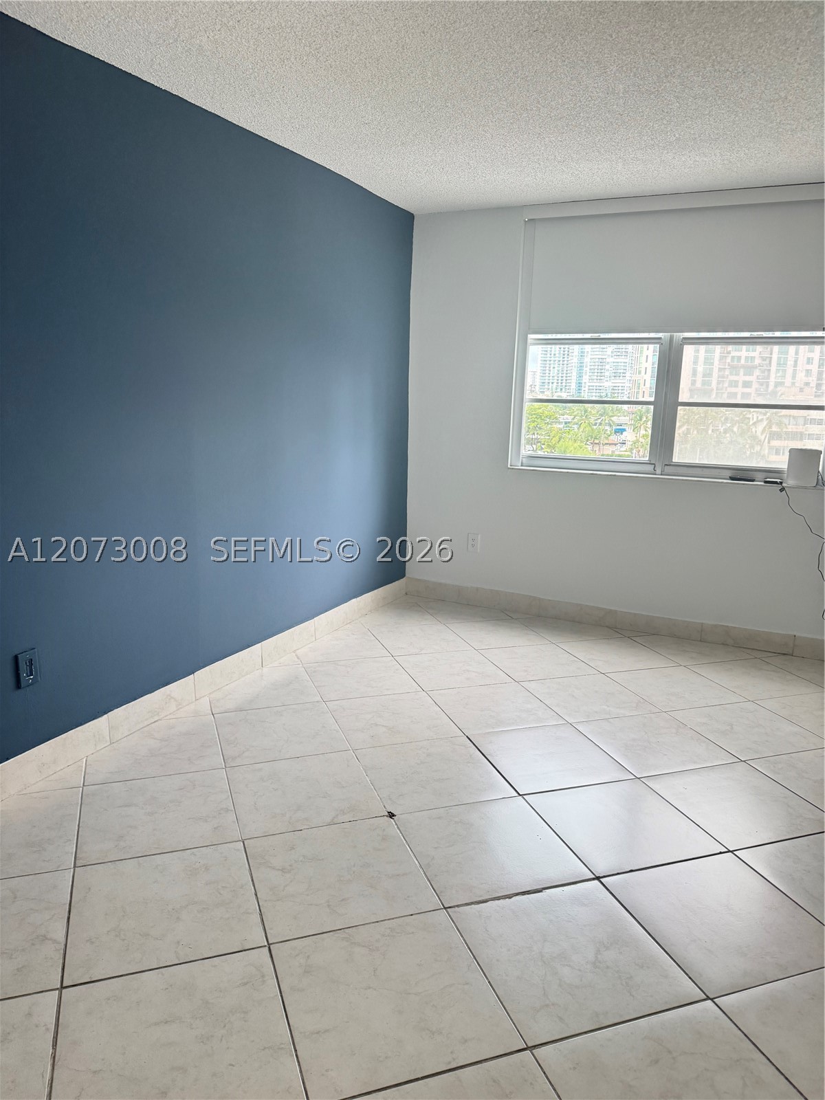 300 Bayview Dr 501 Property Photo 7