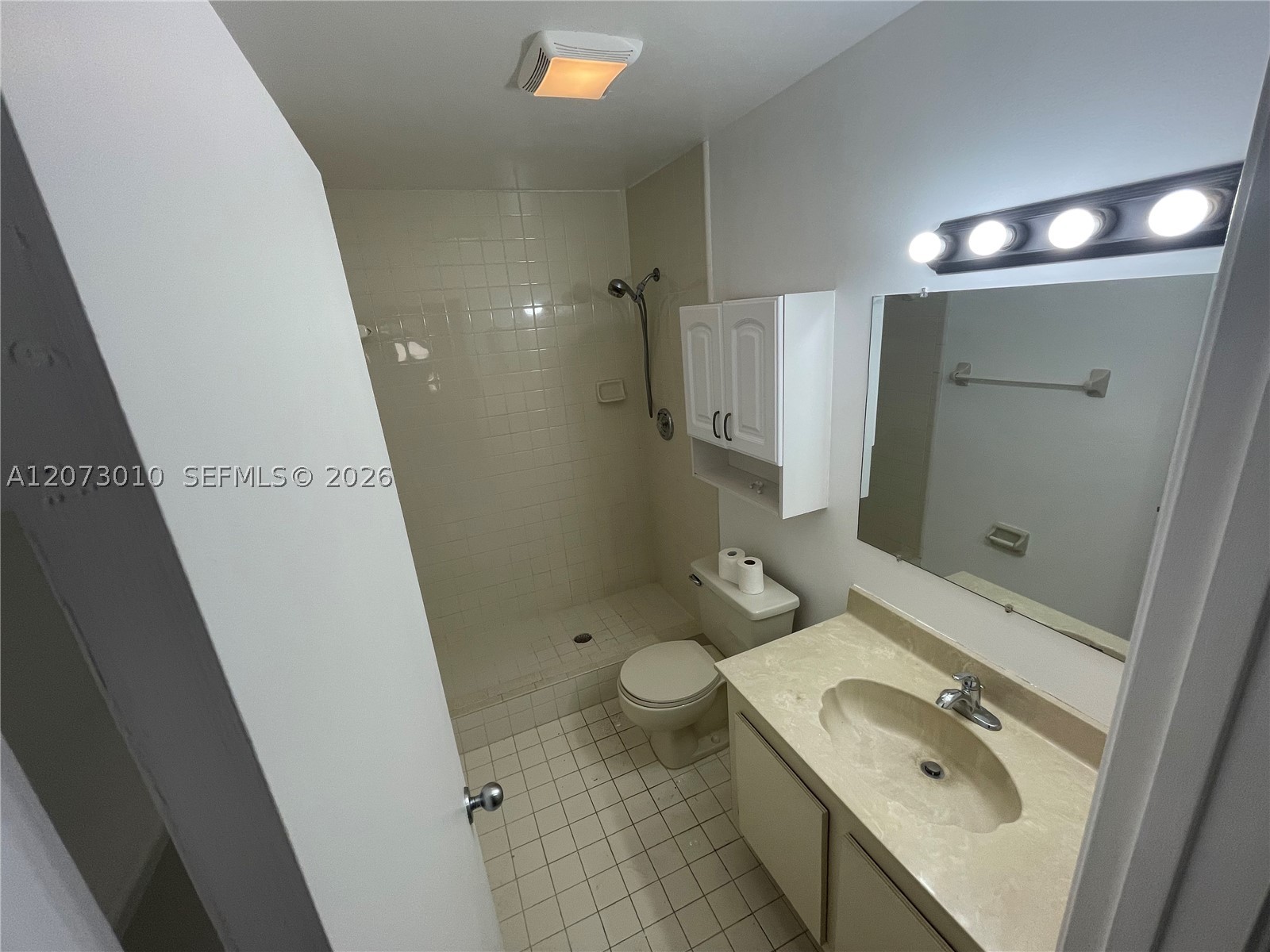 3529 Nw 94th Ave 5b Property Photo 8